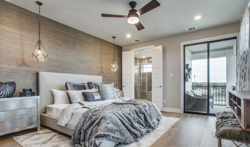 Image 5 of the Commodore at Preston community in Plano, TX.