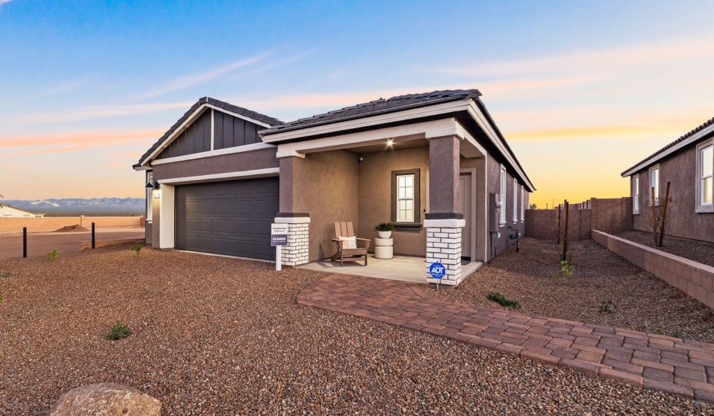 Exterior details of a home in Entrada Del Toro at Rancho Sahuarita, Sahuarita (Image 4).
