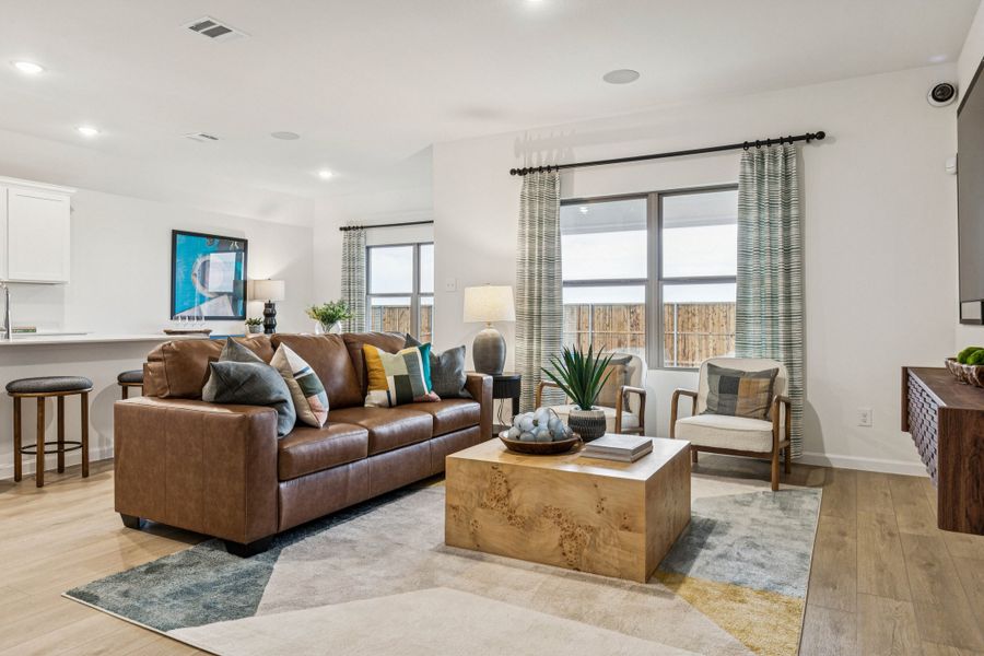 Furnished interior in a model home at Sunterra Lakes in Brookshire (Image 4). Furnished interior in a model home at Sunterra Lakes in Brookshire (Image 4).