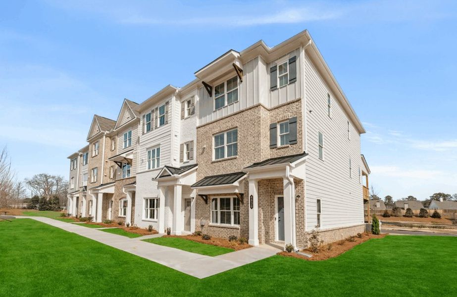 Front exterior of a home in the Wilkins Walk community, located in Mableton, GA (Image 4).