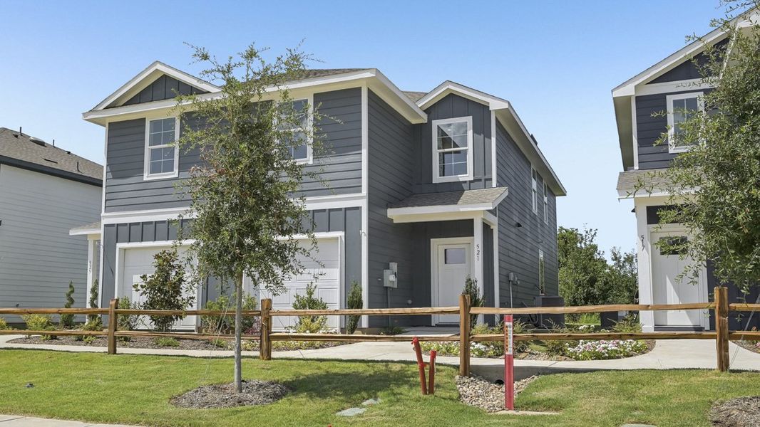 Front exterior of a home in the Stonewood community, located in Sulphur Springs, TX (Image 10).