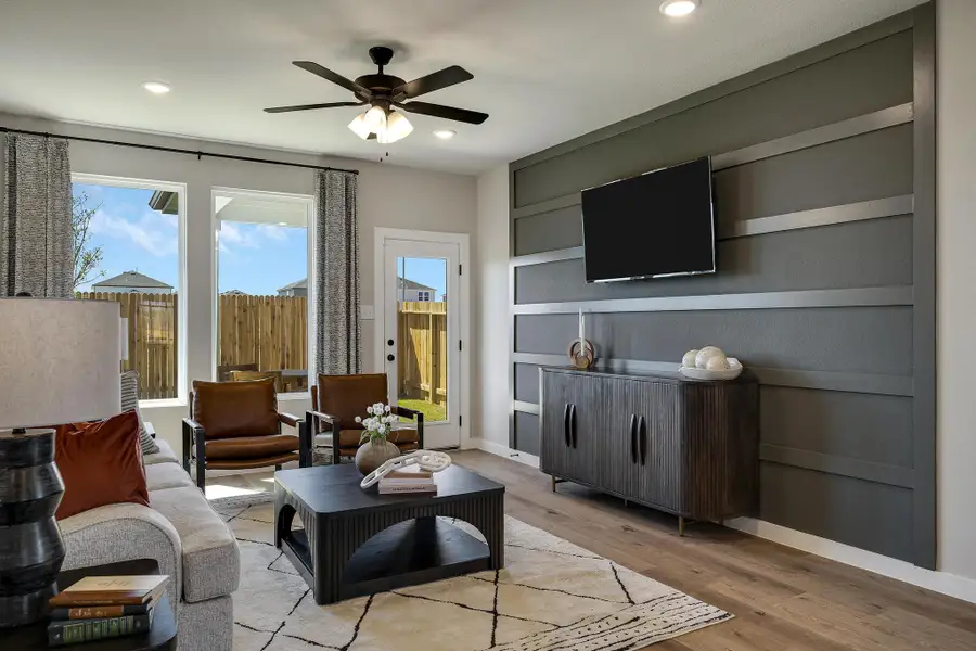 Fairway Crossing Model - Ellis