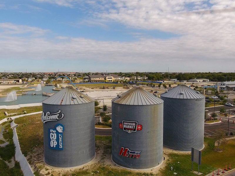 Flora offers a great location, just over 10 minutes from the Hutto Co-Op.