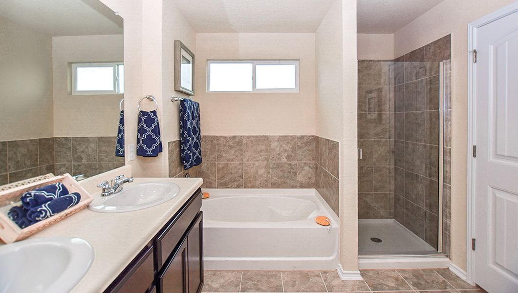 Image 14 of the Valley Ranch Express community in San Antonio, TX.