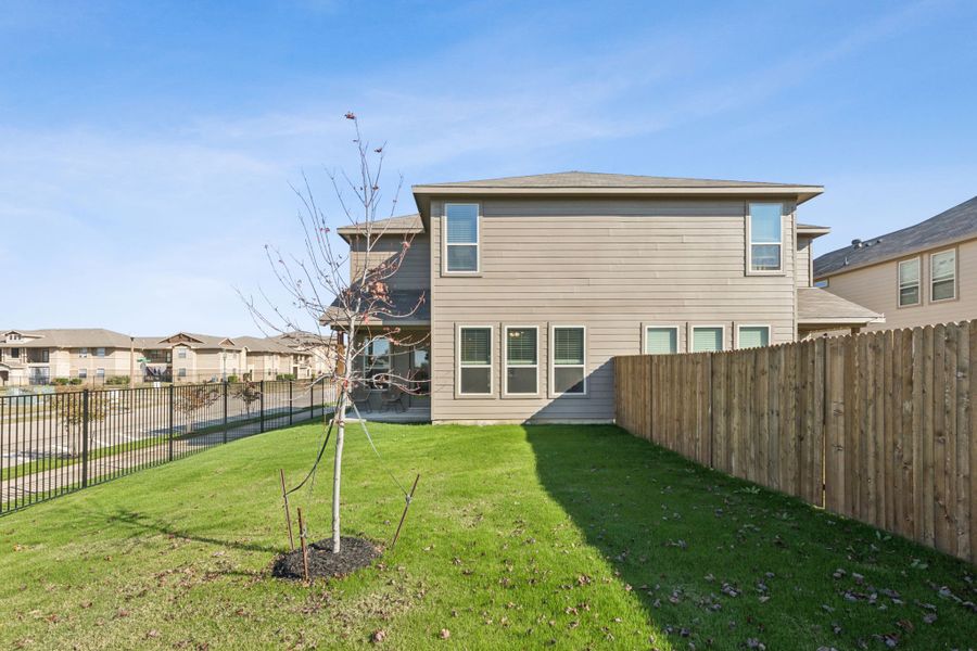 Exterior details of a home in Eagle Cove, Denton (Image 3).