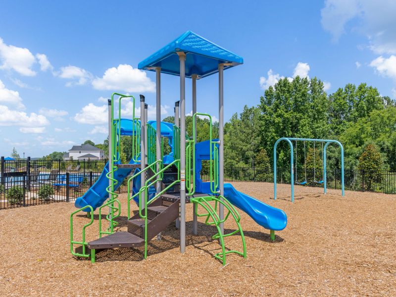 Community amenity available to residents of River Pointe in Monroe (Image 13).