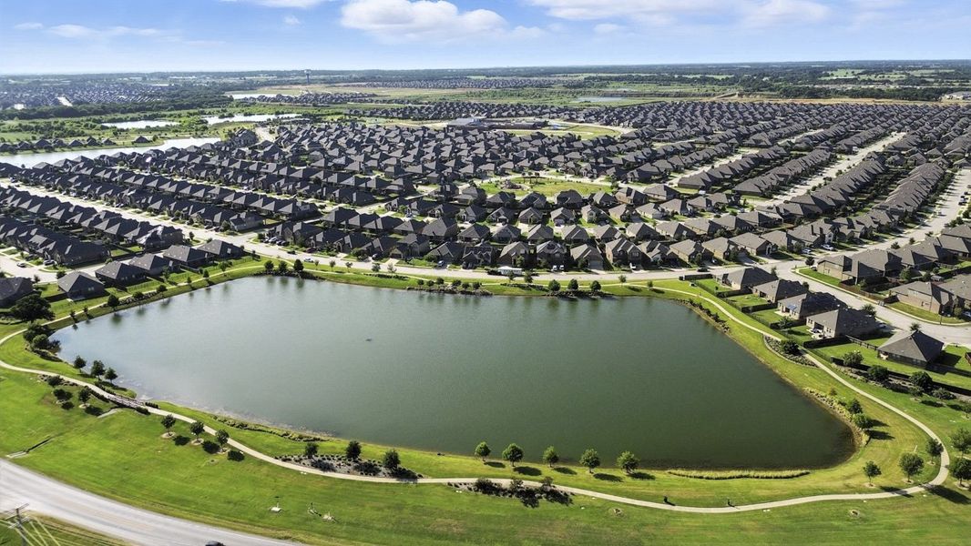 Image 22 of the Silverado community in Aubrey, TX.