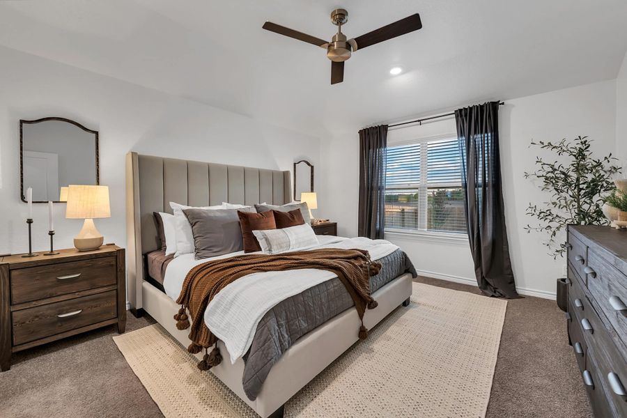 Furnished interior in a model home at Oak Ridge in Temple (Image 4).