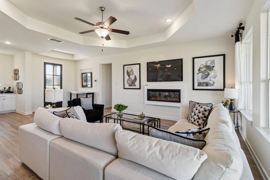 1651 Vista View - Madison - Bonita Vista Model - Family Room 1651 Vista View - Madison - Bonita Vista Model - Family Room