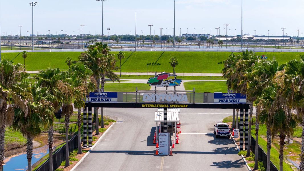 Image 40 of the Ormond & Daytona Beach community in Edgewater, FL.