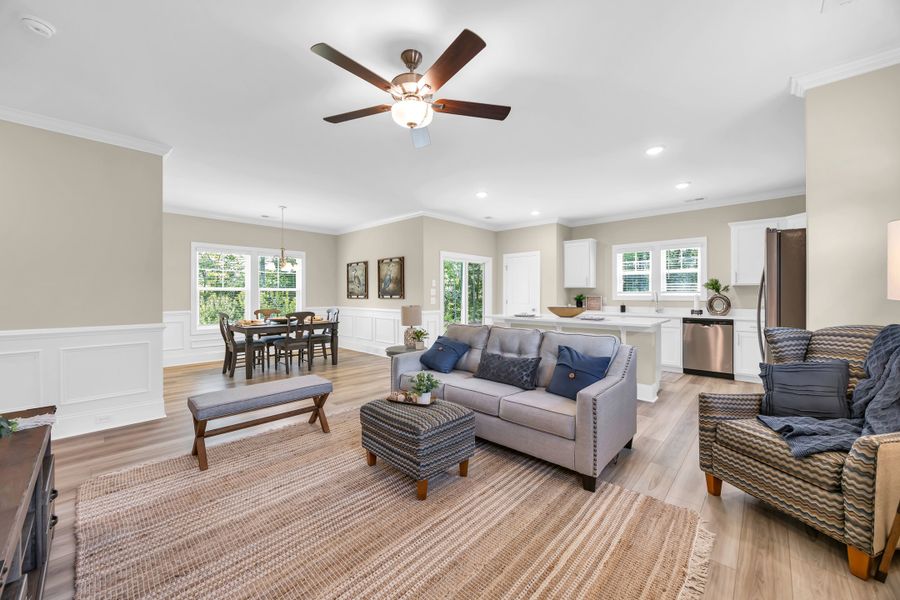 Glenwood II - Great Room Glenwood II - Great Room