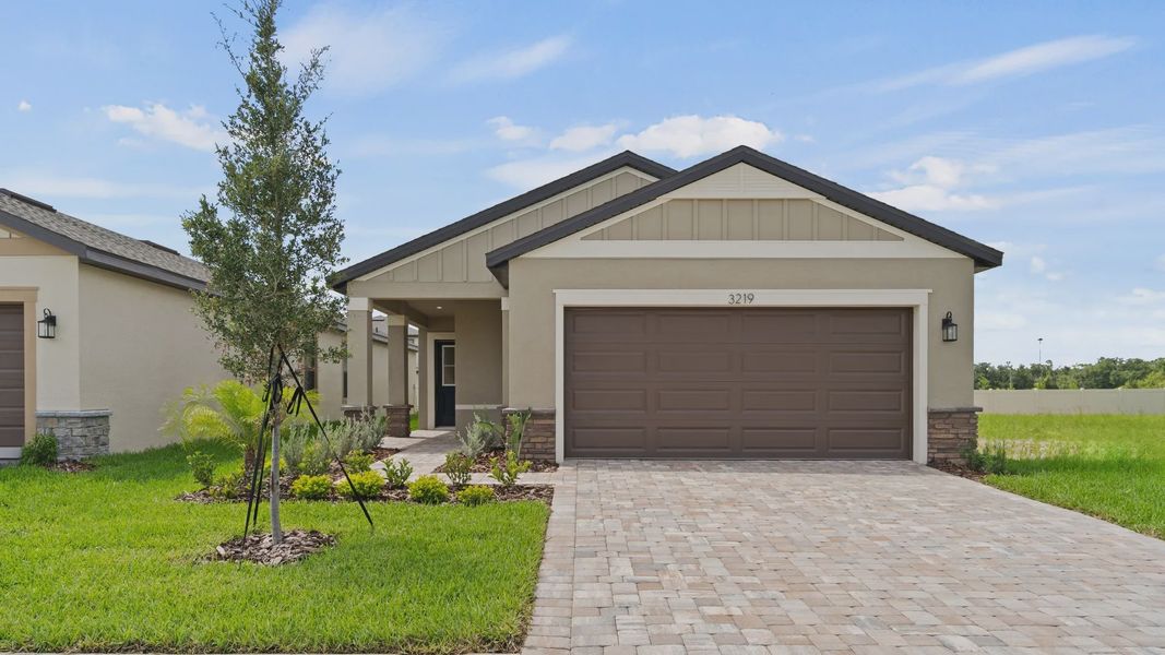 The Flagler at Grasslands West offers single-level living in a brand-new, gated community in Lakeland, Florida.