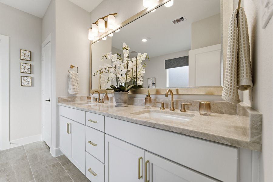 Furnished interior in a model home at Ashland in Angleton (Image 40).