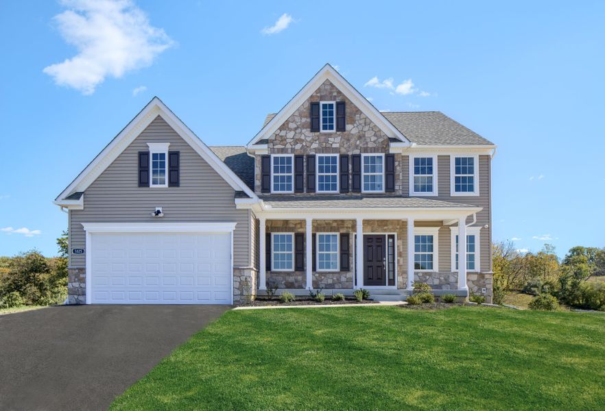 Front exterior of a home in the Edgewater on Lake Tillery community, located in Norwood, NC (Image 15).