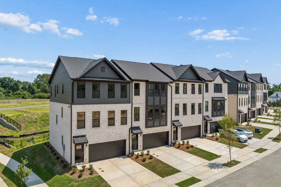 Image 17 of the Midtown Rows community in Fuquay Varina, NC.