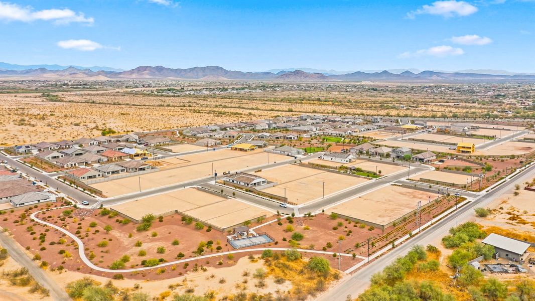 Site preparation and early development at Tierra Vistoso in Surprise, AZ (Image 24).