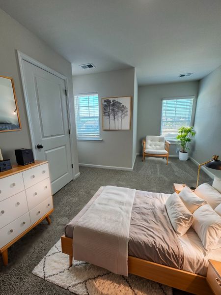 Furnished interior in a model home at The Falls in Blythewood (Image 20).