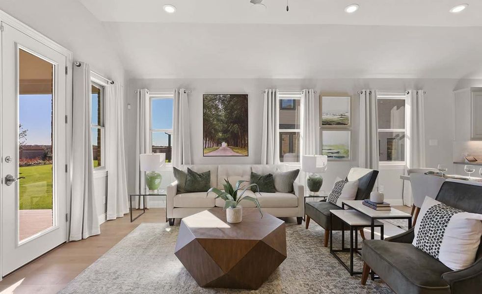 Oleander - Family Room