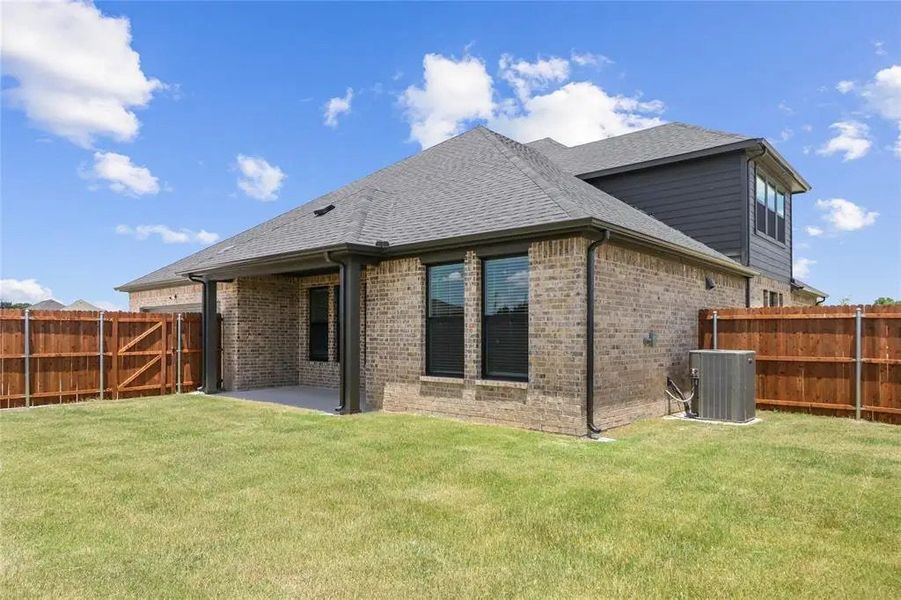 Image 17 of the Ten Mile Creek master-planned community in Celina, TX.