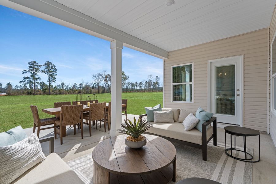 Furnie's Place New Homes in Loris, SC.  - Slide 37