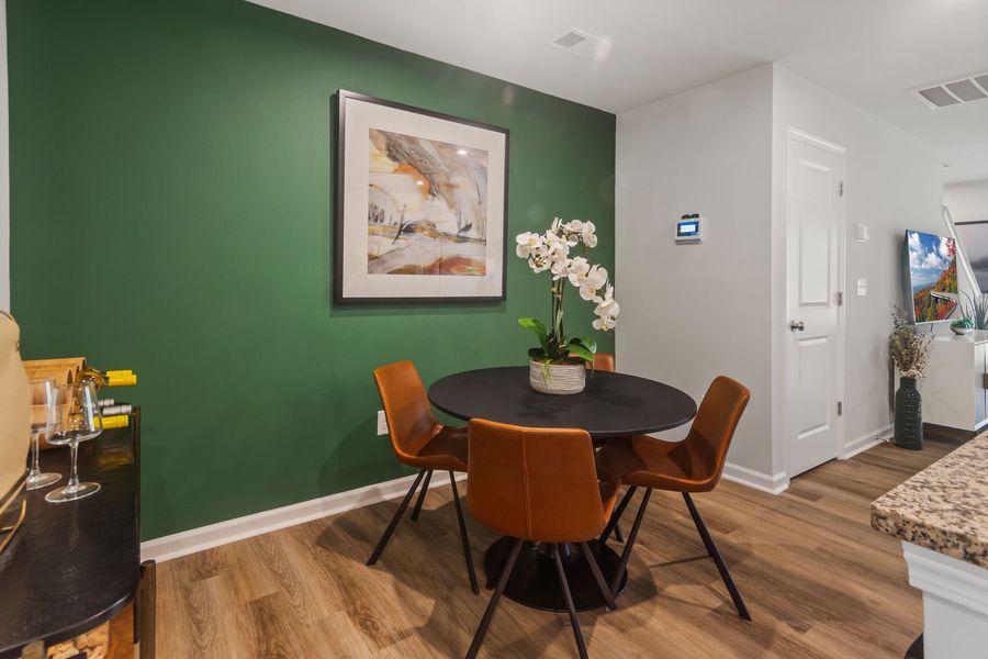 Essence at Elms Glen Townhomes Essence at Elms Glen Townhomes