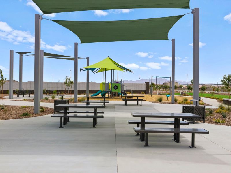 Picnic Tables at Allure Vista