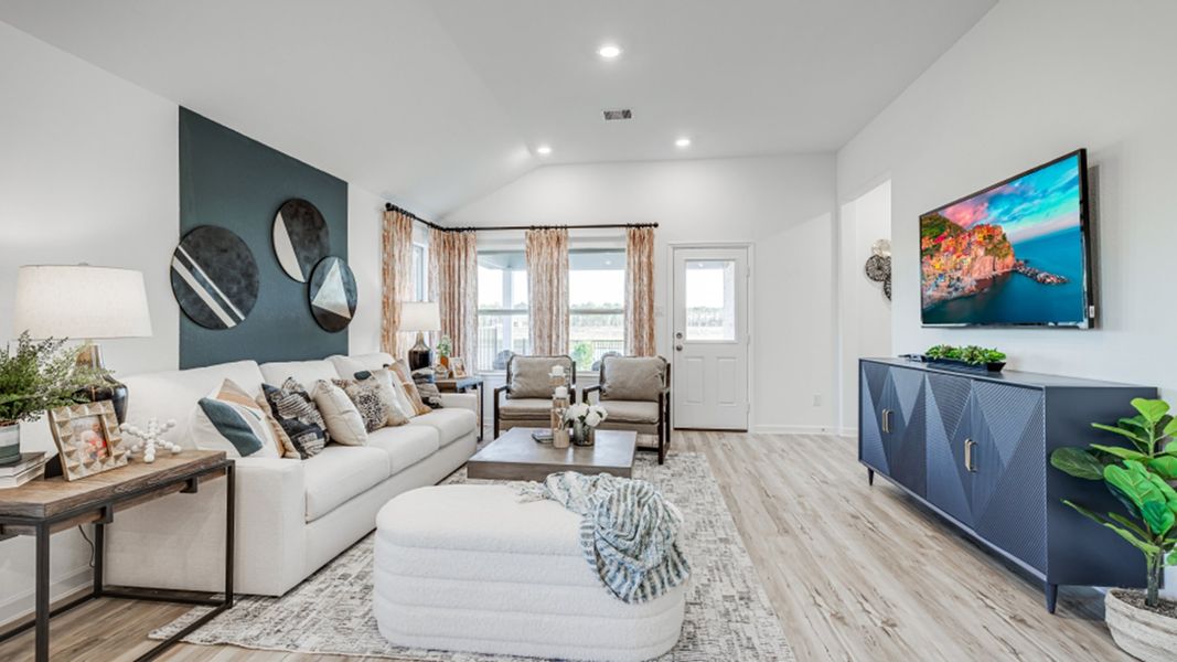 Image 12 of the Balmoral: Magnolia Collection community in Humble, TX.