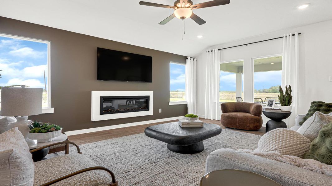 Furnished interior in a model home at Blue Heron Estates in Beasley (Image 20).