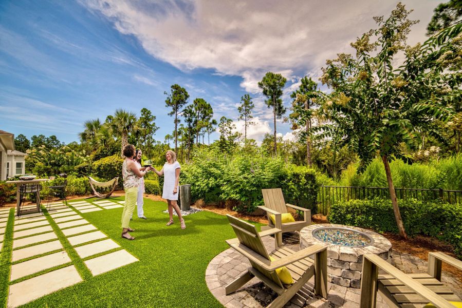 Whether it's outdoor social spaces, pools or play areas, the choices are yours at NatureWalk.