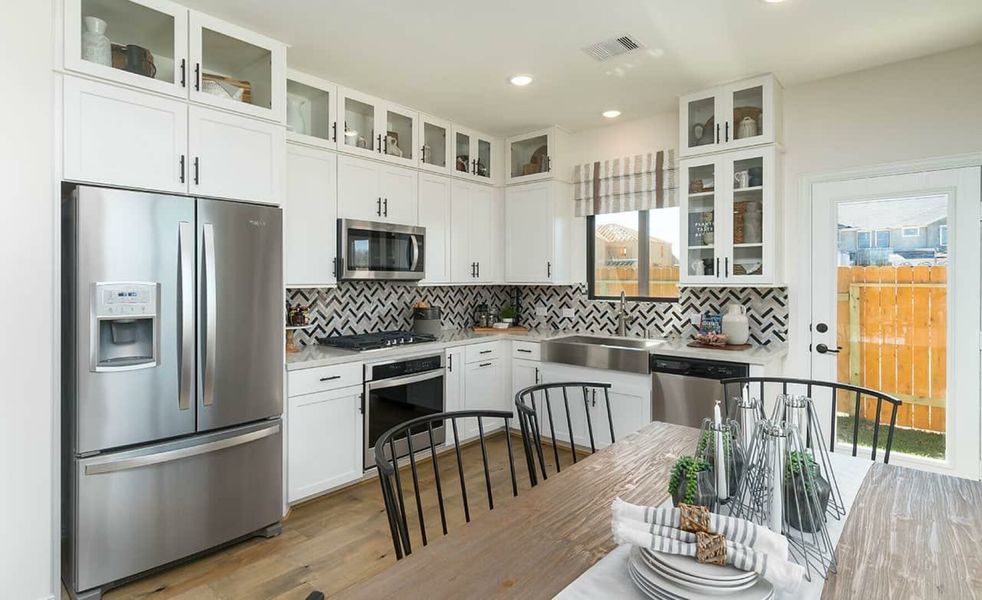 Image 3 of the Midtown at Magnolia community in Pearland, TX.