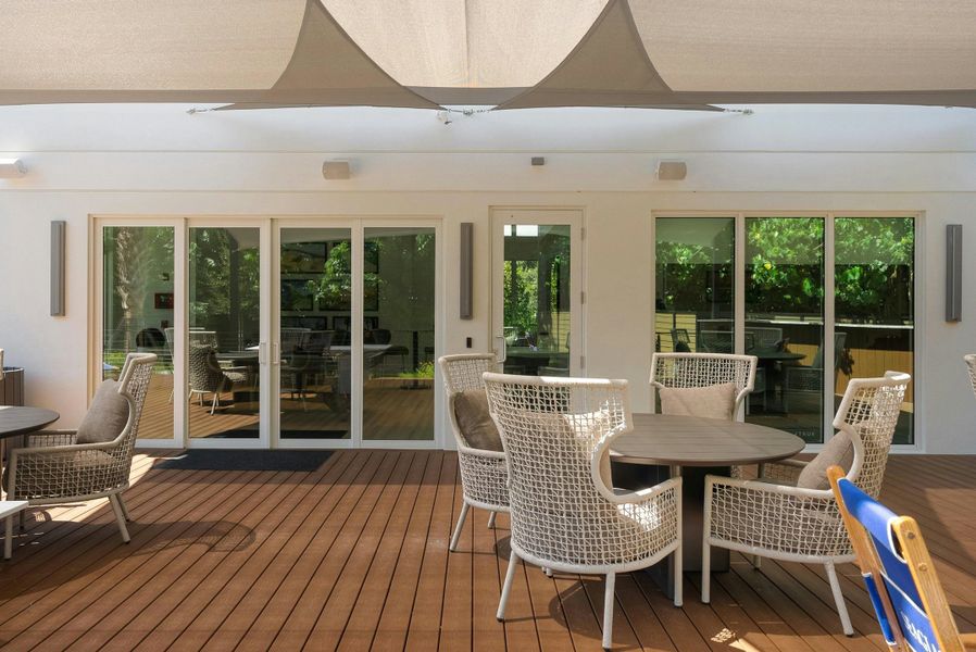 Outside Seating | Seaglass Beach Club:Outside Seating | Seaglass Beach Club