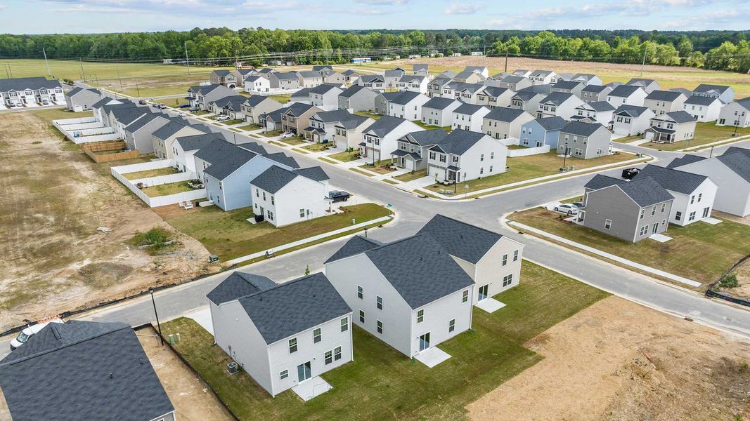 Image 37 of the Carter Ridge community in Greenville, NC.