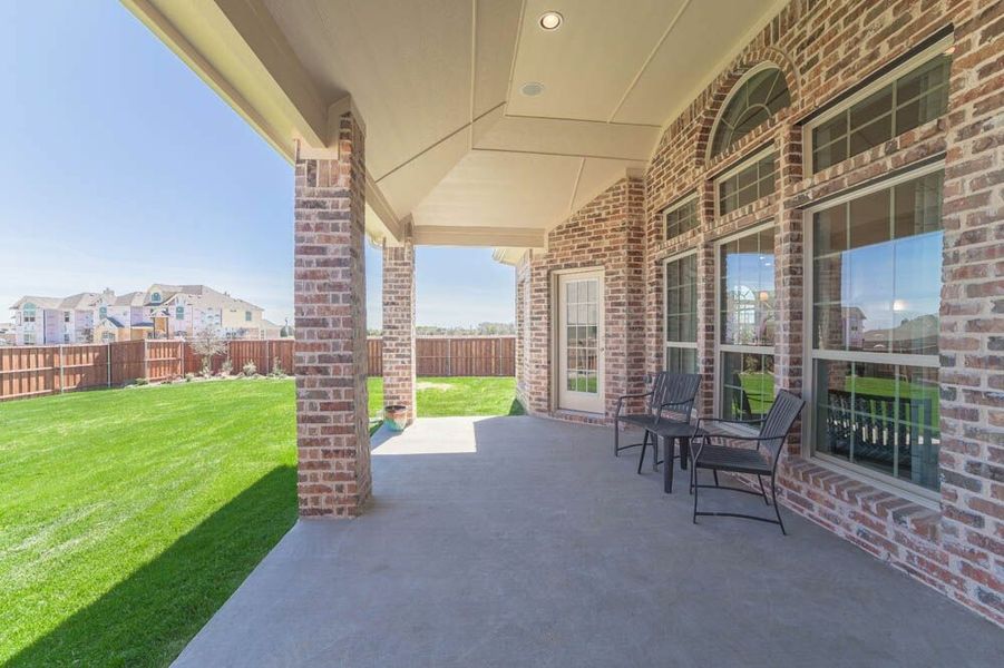 Image 21 of the Hickory Creek community in Red Oak, TX.