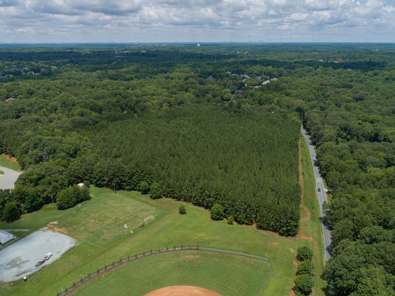 Natural surroundings and green spaces near Elysian at Weddington in Weddington, NC (Image 10). Natural surroundings and green spaces near Elysian at Weddington in Weddington, NC (Image 10).