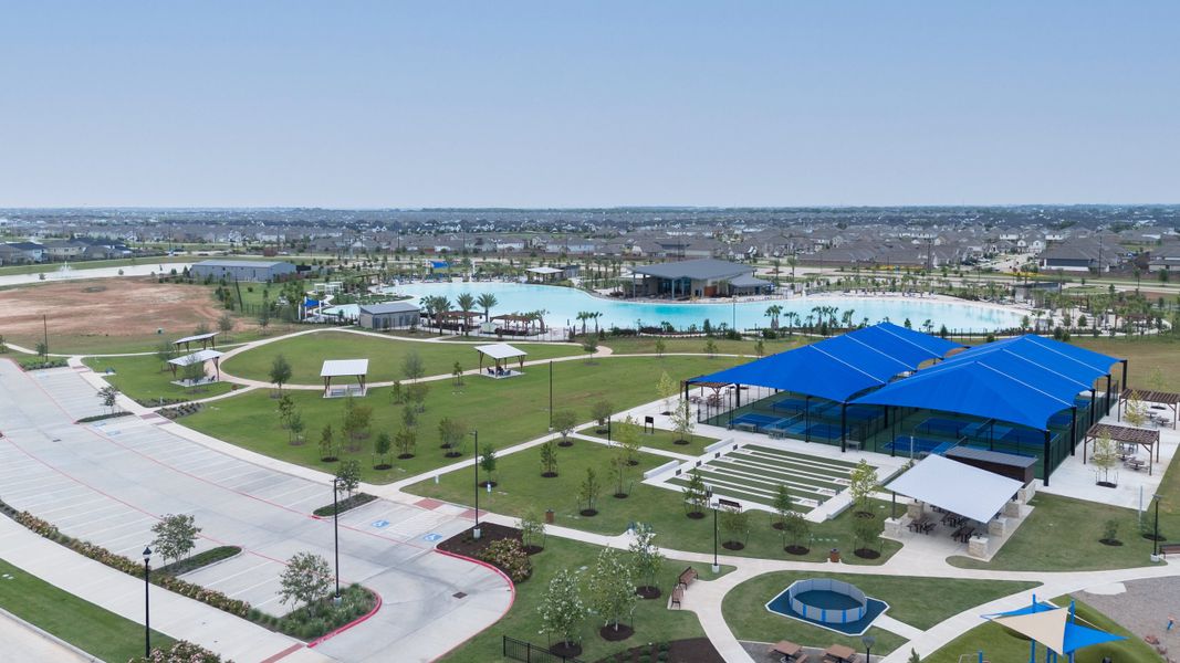 Community amenity available to residents of Sunterra in Katy (Image 12).