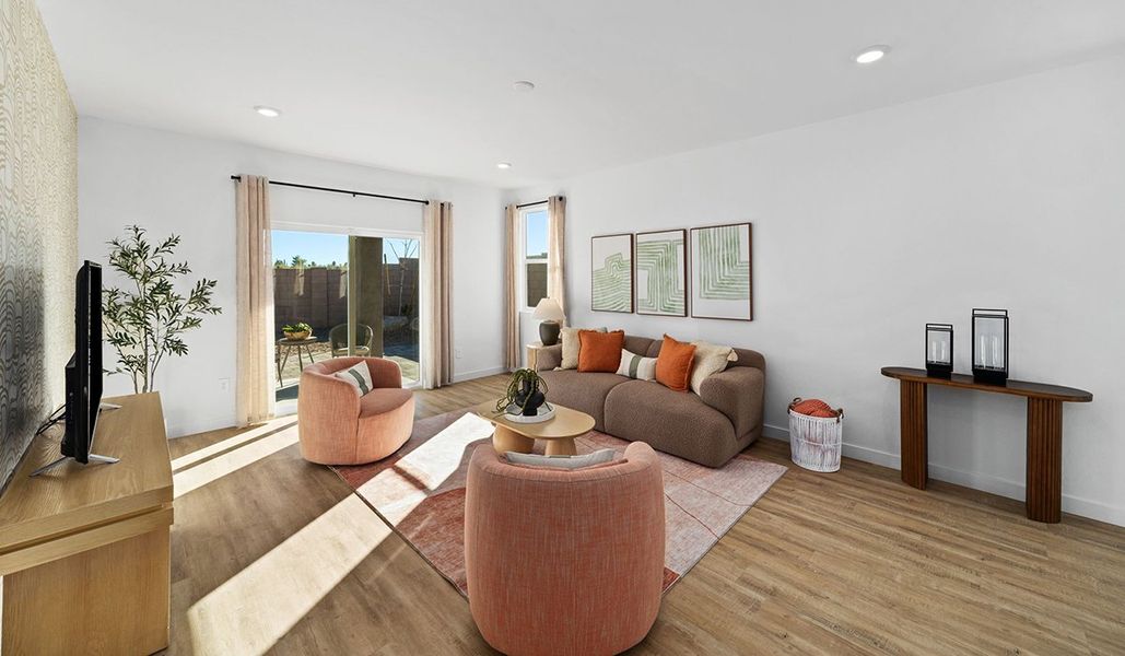 Furnished interior in a model home at Entrada Del Toro at Rancho Sahuarita in Sahuarita (Image 19).