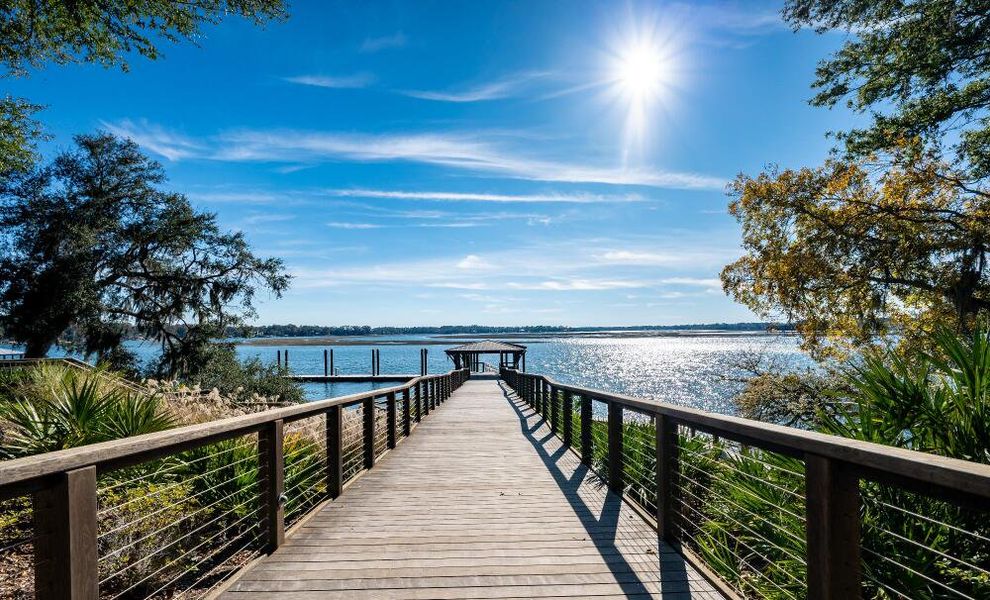 Natural surroundings and green spaces near New Riverside Village in Bluffton, SC (Image 33).