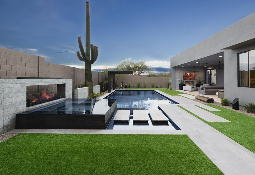 Model Backyard - 8 of 20