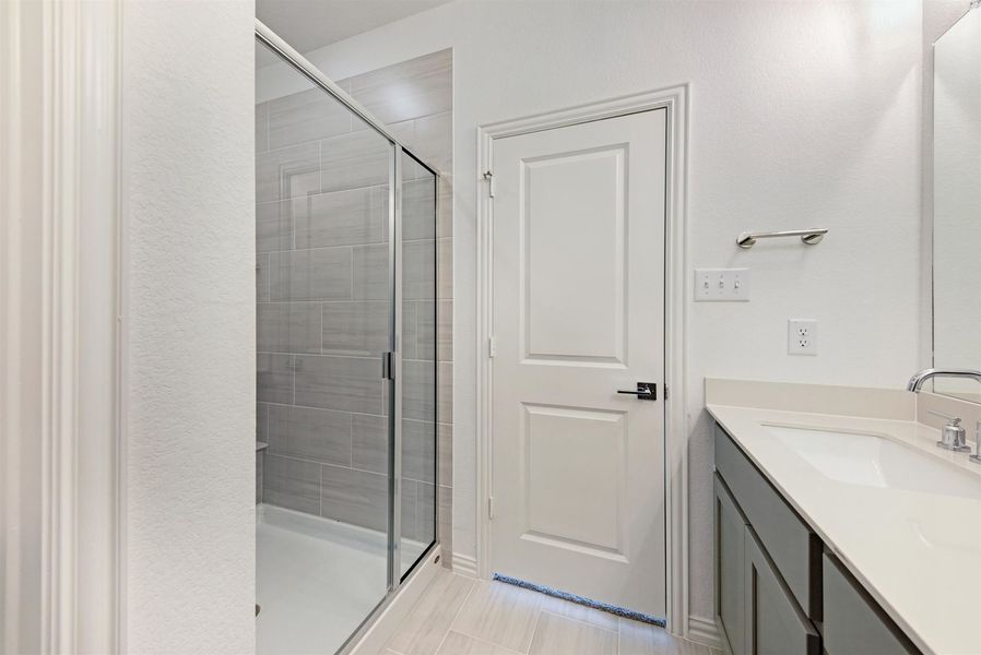 Image 35 of the Legends Crossing - Bungalows community in Irving, TX.