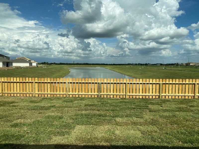 Image 6 of the Highland Meadows community in Richmond, TX.