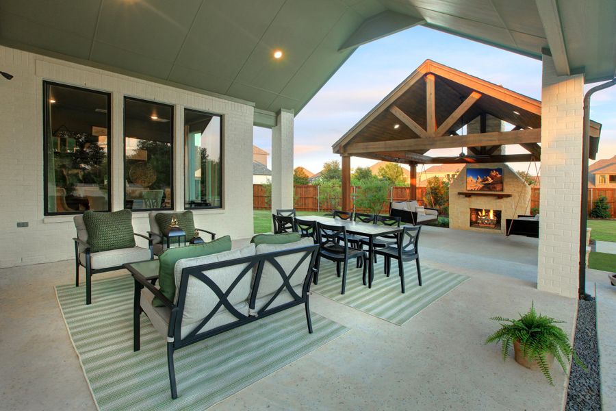 The Brookdale II Outdoor Living Area