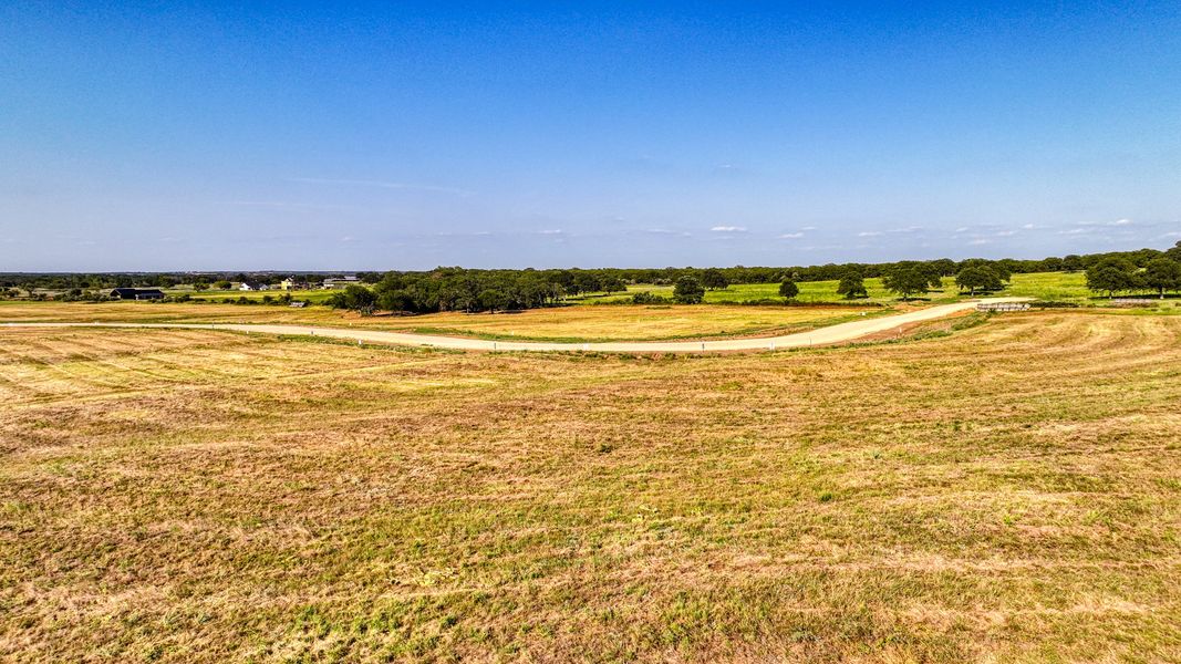 Natural surroundings and green spaces near Parallel Pastures in Poolville, TX (Image 25). Natural surroundings and green spaces near Parallel Pastures in Poolville, TX (Image 25).