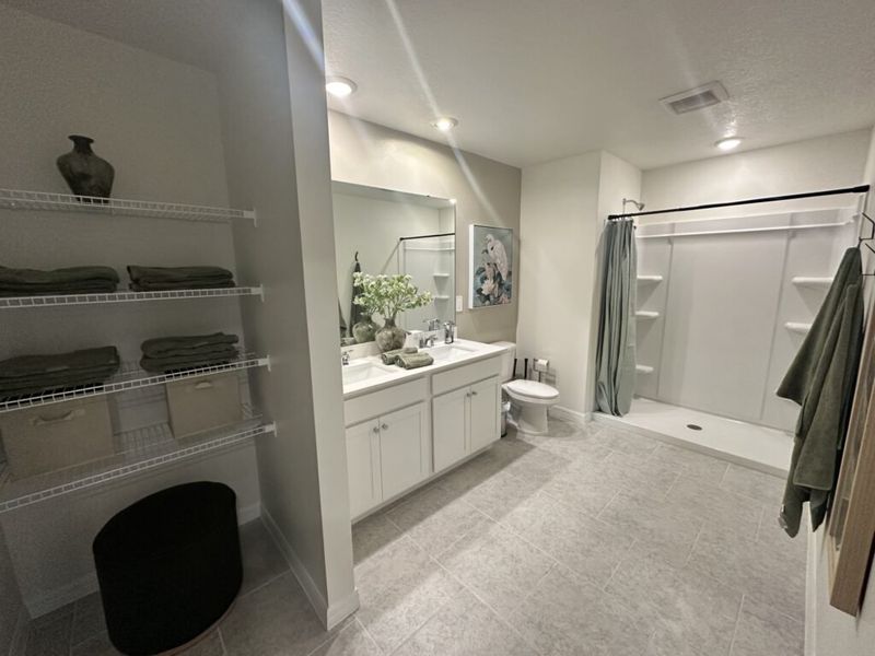 Furnished interior in a model home at Woodland Ranch Estates in Dundee (Image 24).