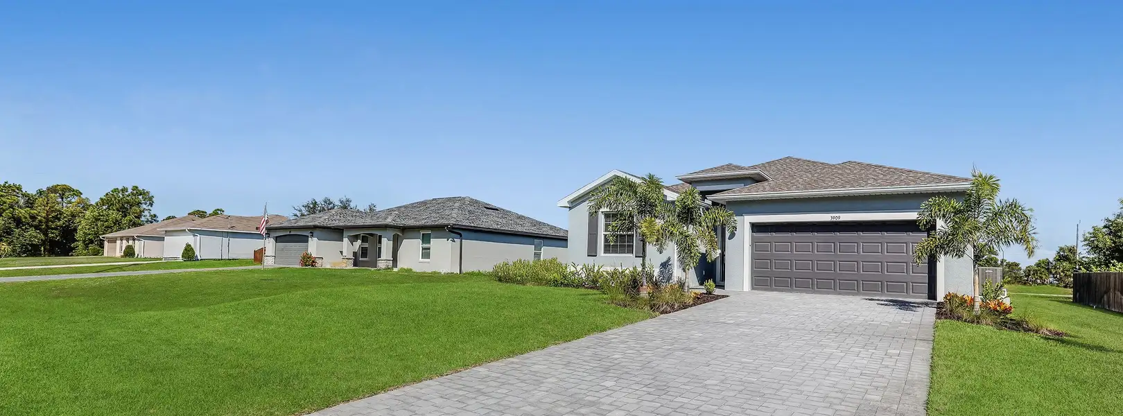 Signature Series New Homes Cape Coral Streetscape