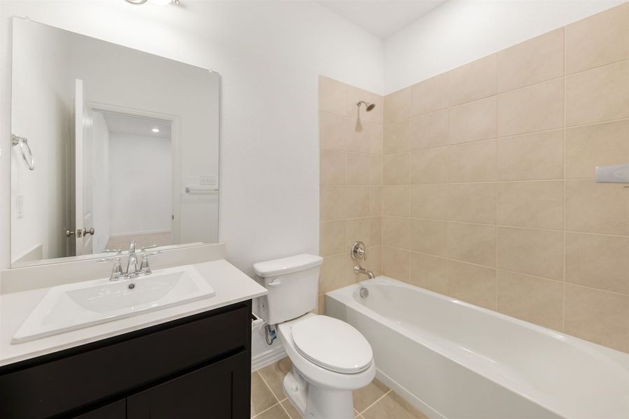 Image 62 of the Legends Crossing - Bungalows community in Irving, TX.