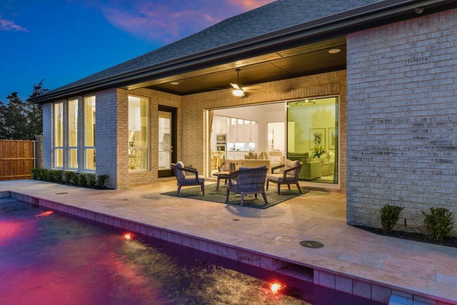 Image 2 of the Castle Hills Northpointe 80s community in Lake Dallas, TX.