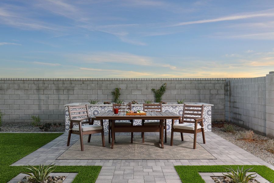 Exterior details of a home in Wales Ranch, Queen Creek (Image 5).