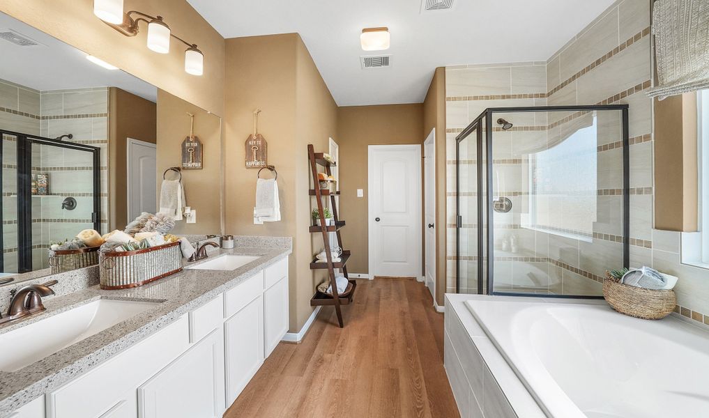 Image 16 of the Providence at Kingdom Heights community in Rosenberg, TX.