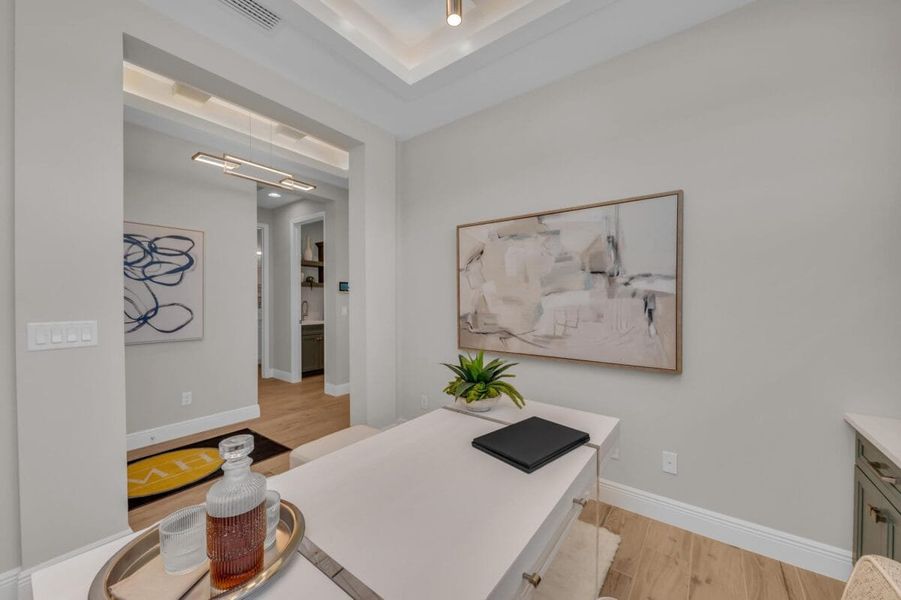 Furnished interior in a model home at The Laurels in Parrish (Image 181).