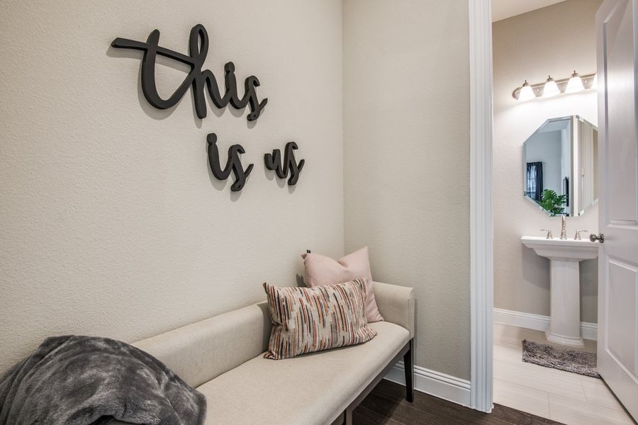 Image 12 of the Lakeshore Terrace community in Flower Mound, TX. Image 12 of the Lakeshore Terrace community in Flower Mound, TX.